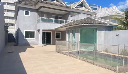 Ótima residência 4 Qtos semimobiliado
