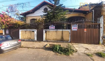 Casa com 3 quartos à venda na Santa Efigênia, Belo Horizonte , 188 m2 por R$ 1.000.000
