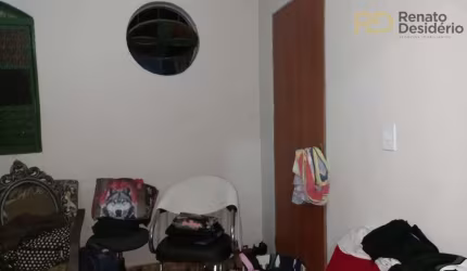 Casa com 2 quartos à venda no Pompéia, Belo Horizonte , 170 m2 por R$ 500.000