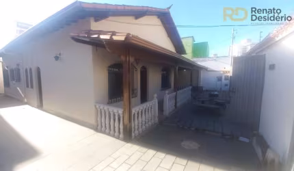 Casa com 3 quartos à venda no Ipiranga, Belo Horizonte , 300 m2 por R$ 850.000