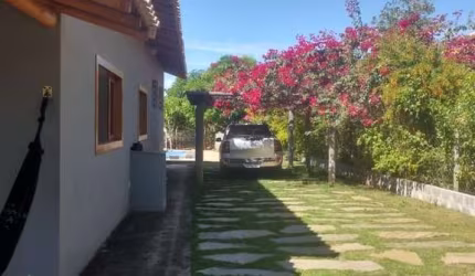 Casa em condomínio fechado com 3 quartos à venda no Centro, Funilândia  por R$ 650.000