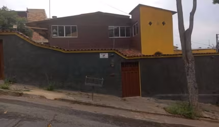 Casa com 3 quartos à venda em Goiânia, Belo Horizonte  por R$ 650.000