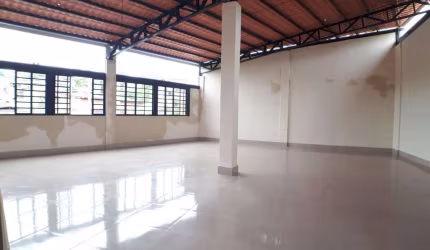 Ponto comercial para alugar no Pompéia, Belo Horizonte  por R$ 1.900