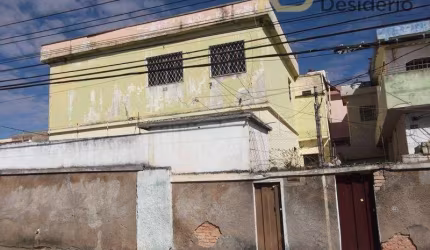 Casa em condomínio fechado com 3 quartos à venda no Paraíso, Belo Horizonte  por R$ 800.000