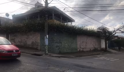 Casa com 3 quartos à venda no Nova Vista, Belo Horizonte  por R$ 1.000.000