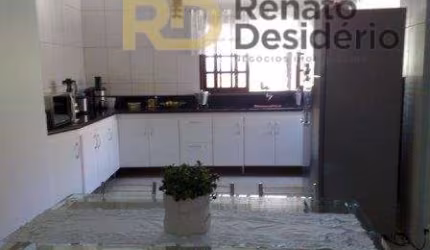 Casa com 4 quartos à venda em Floramar, Belo Horizonte  por R$ 950.000