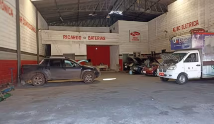 Barracão / Galpão / Depósito à venda na Santa Efigênia, Belo Horizonte  por R$ 3.800.000