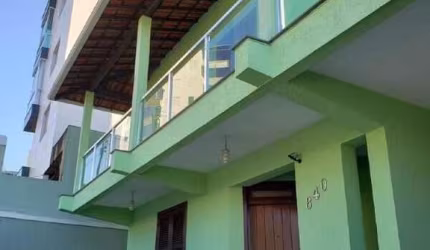 Casa, 4 quartos, 2 suites, 5 vagas