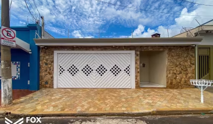 Casa com 3 quartos à venda na Rua Oswaldo Borelli, 103, Parque das Figueiras, Ribeirão Preto por R$ 589.000