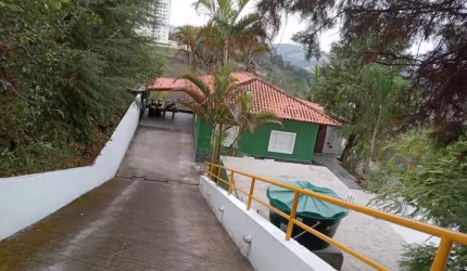 Chácara para Venda em Igaratá, Jardim Rosa Helena, 4 dormitórios, 2 suítes, 4 banheiros, 5 vagas