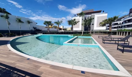 Excelente  apartamento com linda vista, 2 dormitórios no Campeche - Florianópolis /SC.
