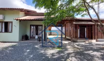 2 casas no Parque Guarani