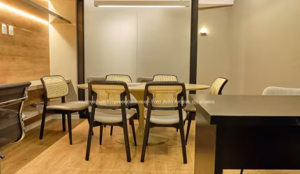 Sala comercial para alugar na Avenida Augusto de Lima, 1568, Barro Preto, Belo Horizonte por R$ 1.399