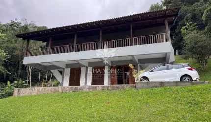 Casa em condomínio fechado com 4 quartos para alugar na Servidão do Palmeiras, 46, Itacorubi, Florianópolis por R$ 9.400
