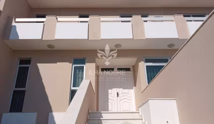 Casa em condomínio fechado com 4 quartos para alugar na Rua Waldemar Ouriques, 288, Capoeiras, Florianópolis por R$ 8.000