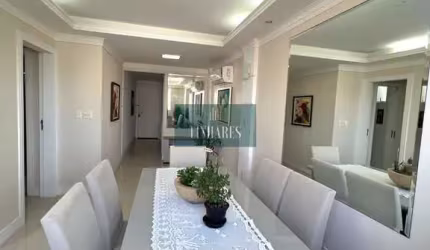 Apartamento no bairro Estreito