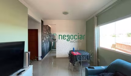 Casa Geminada no Bandeirinhas