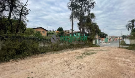 QUEM COMPRA TERRA NÃO ERRA