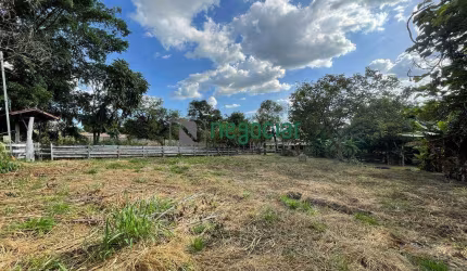 Lote no bairro Bandeirinhas