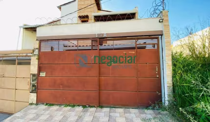 Casa 3 quartos no bairro Monte Verde