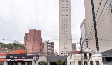 Apartamento à venda no Centro – Rua Emiliano Perneta – Edif. Le Parc Residence