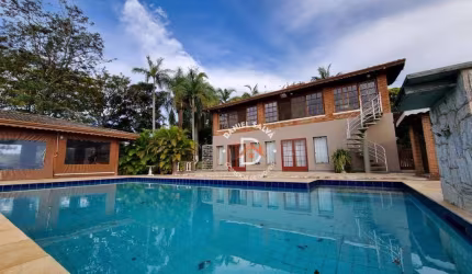 Chácara com 3 dormitórios (1 Suíte) à venda, 2000 m² por R$ 1.800.000 - Condominio Fechado Pires - Atibaia/SP