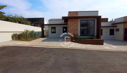 Casa com 3 dormitórios (1 Suíte) à venda, 97 m² por R$ 990.000 - Condomínio VR-120 - Atibaia/SP