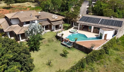 Chácara com 4 dormitórios à venda, 1240 m² por R$ 2.290.000,00 - Condomínio Arco Iris - Atibaia/SP