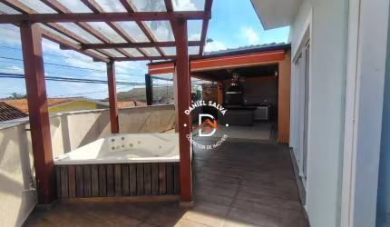 Casa com 3 dormitórios à venda, 225 m² por R$ 1.350.000 - Centro - Atibaia/SP