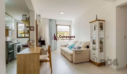 Apartamento no Passo D'areia de 2 dormitórios e vaga