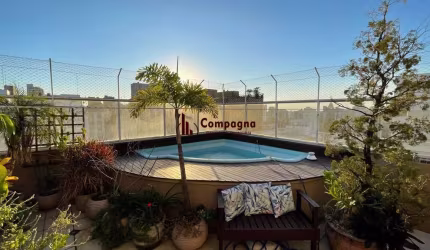 Cobertura duplex com piscina privativa, lareira e vista exclusiva