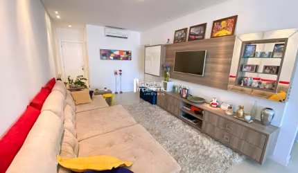 Apartamento à venda no bairro Pioneiros em Balneário Camboriú/SC