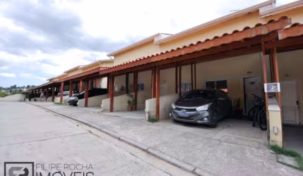 Linda Casa Tipo sobrado em Itapevi geminada no Condominio Residencial Miraflores em frente ao Novo Pronto Socorro de Amador Bueno e Rodovia Rene Benedito