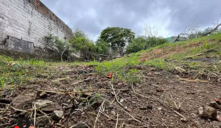 Terreno para aluguel - Vila Pedroso - 2.500,00