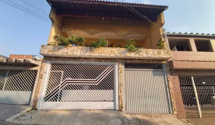 Sobrado à venda - Vila Carolina - 700.000,00