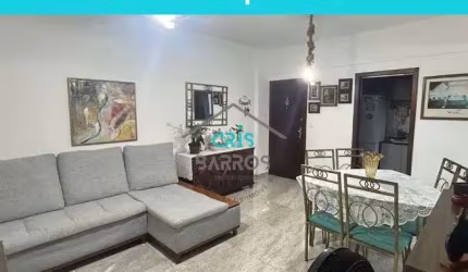 Apartamento reformado à venda com 03 quartos no Centro de Cabo Frio-RJ