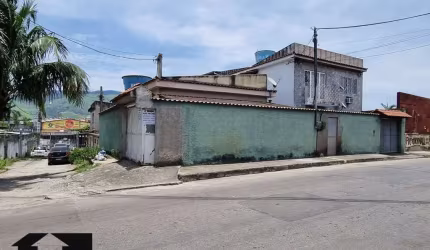 Casa Térrea de 2 Quartos à Venda no Jardim da Posse e Nova Iguaçu