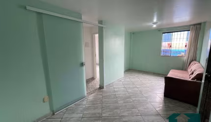Amplo Apartamento de 2 quartos no Centro de Nilópolis
