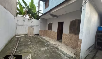 Casa com Quintal em  Parque Mambucaba, Angra dos Reis