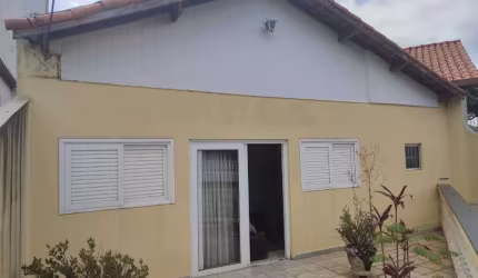 Sobrado à venda com 4 dormitórios e 2 vagas no Bela Vista Osasco