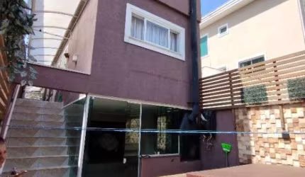 Sobrado à venda no Novo Osasco com por R$ 800.000,00