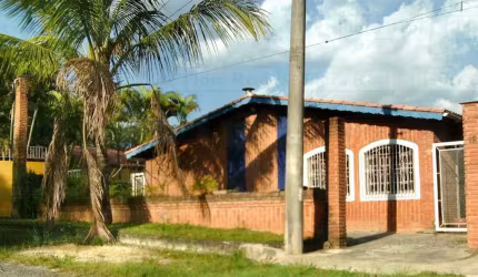 Casa de alto padrão com 3 suítes e área de lazer completa em Santana de Parnaíba