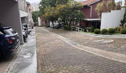 Sobrado a venda Vila São Francisco (Zona Oeste), São Paulo
