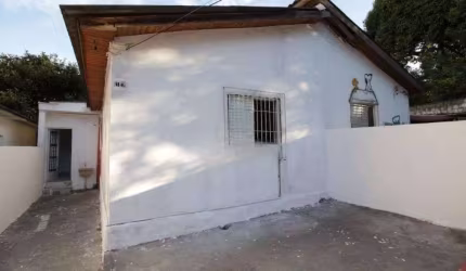 Terreno com 3 casas a venda no Jaguaré
