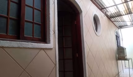 Sobrado de 4 dormitórios na Vila Yara, Osasco - Imperdível!