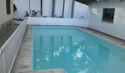 Casa Comercial à venda em Três Montanhas - Osasco