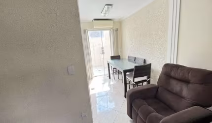 Sobrado para alugar na Vila Yara, Osasco: 2 Dormitórios, Churrasqueira e Varanda