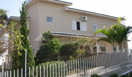 Sobrado de luxo com 5 dormitórios e piscina no bairro Adalgisa em Osasco