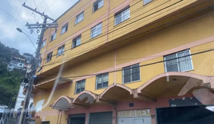 Amplo apartamento à venda no Jardim Outo Preto