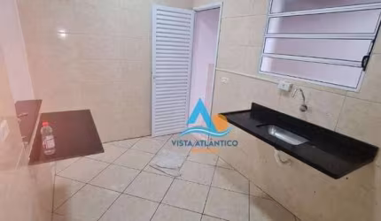 Casa de condomínio no Samambaia à venda por R$ 210.000 - Jardim Samambaia - Praia Grande/SP